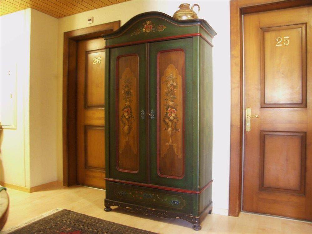 Italian Lifestyle Hotel & Osteria Chartreuse Тун Экстерьер фото