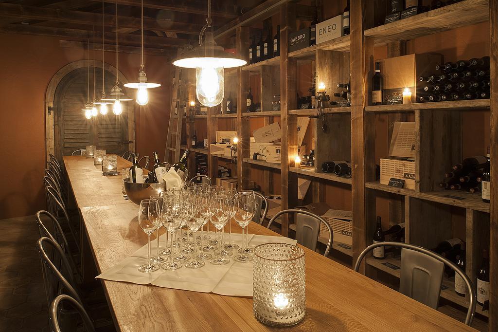 Italian Lifestyle Hotel & Osteria Chartreuse Тун Экстерьер фото