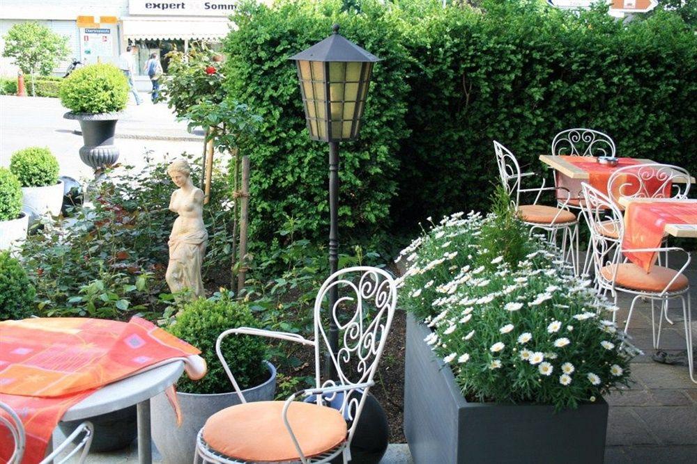 Italian Lifestyle Hotel & Osteria Chartreuse Тун Экстерьер фото
