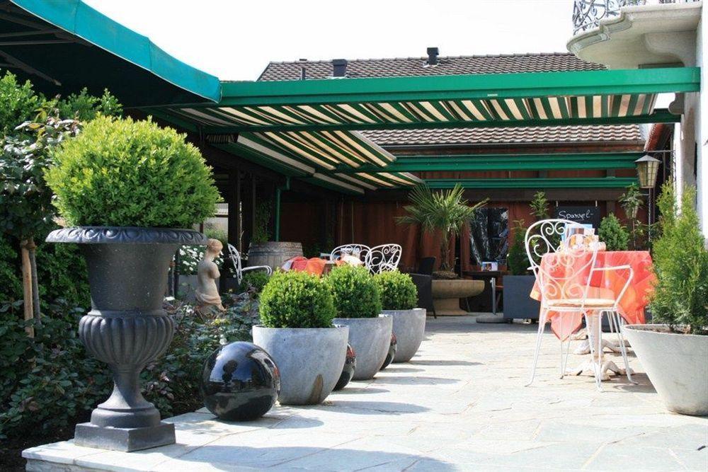 Italian Lifestyle Hotel & Osteria Chartreuse Тун Экстерьер фото