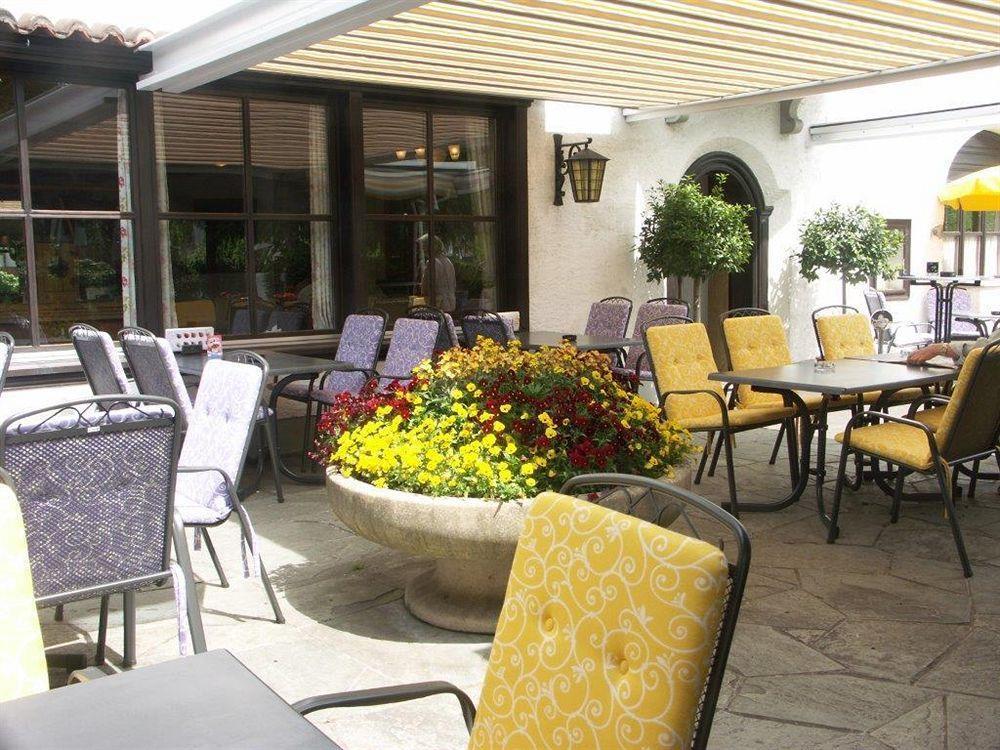 Italian Lifestyle Hotel & Osteria Chartreuse Тун Экстерьер фото
