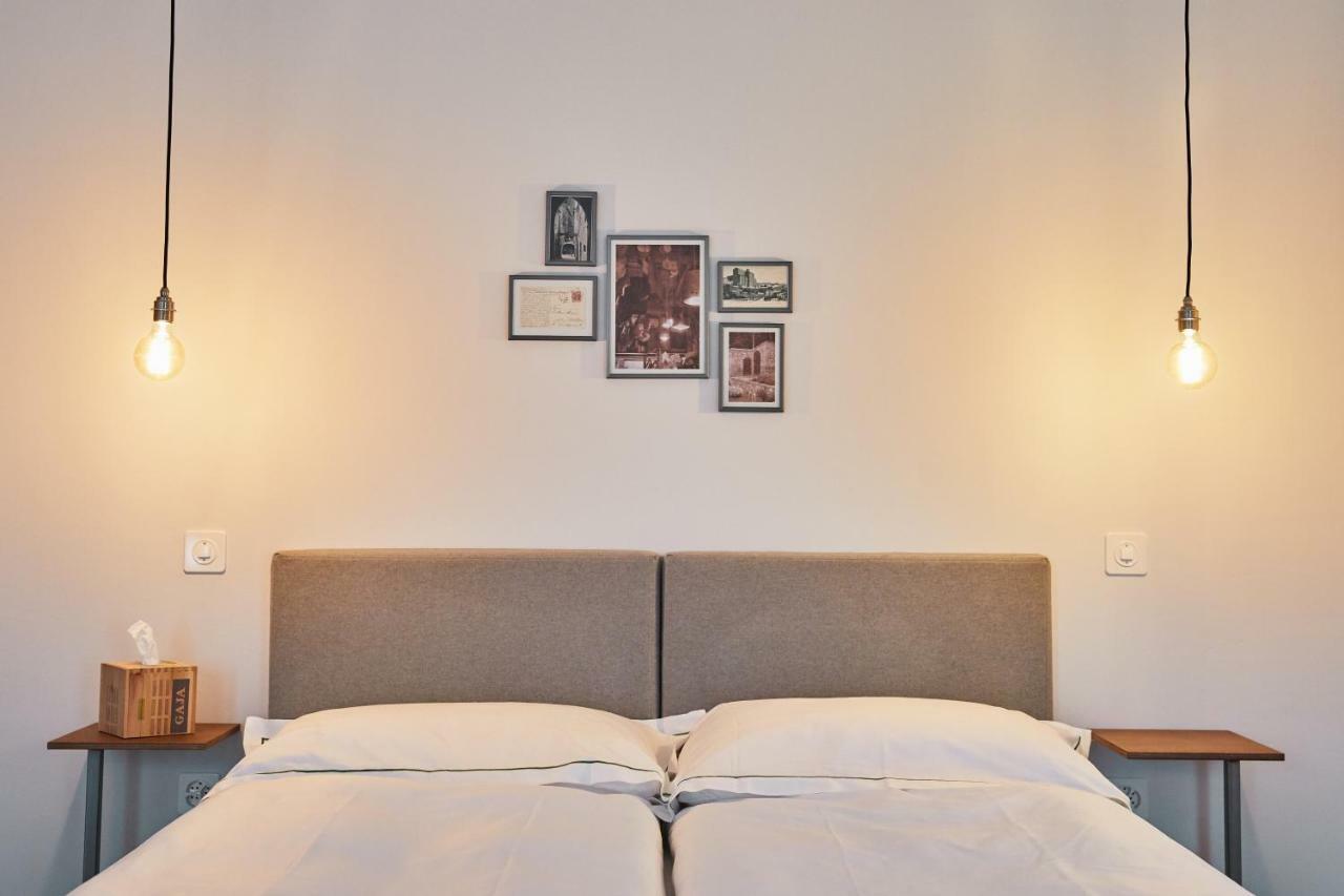 Italian Lifestyle Hotel & Osteria Chartreuse Тун Экстерьер фото