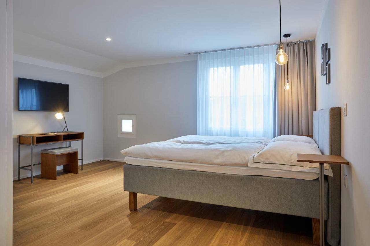 Italian Lifestyle Hotel & Osteria Chartreuse Тун Экстерьер фото